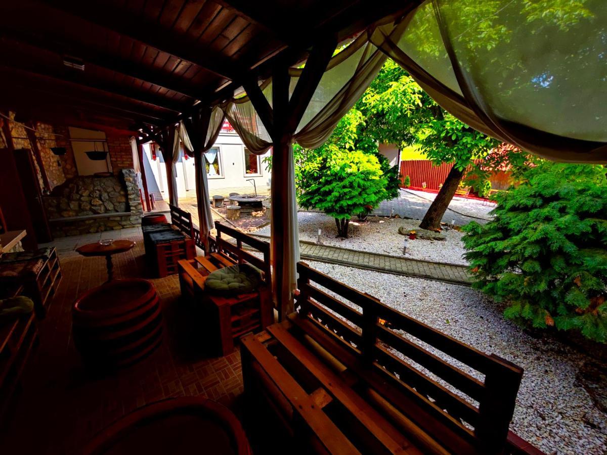 Zoeld Sziget Wellness Bed & Breakfast Egerszalok Bagian luar foto